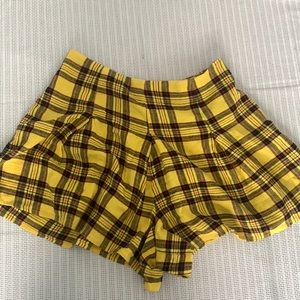 YELLOW PLAID 90s SKORT
